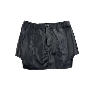 White Fox Boutique - Faux Leather Mini Skirt in Black